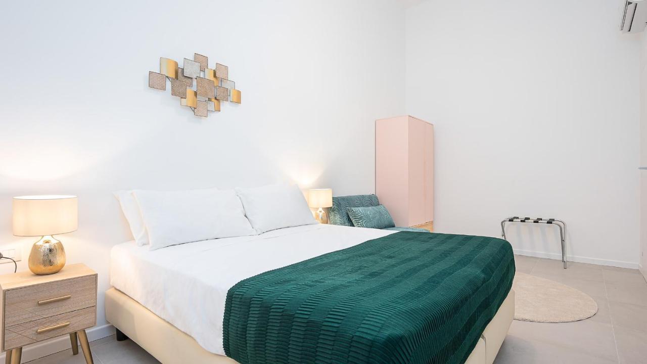 Classbnb - Due Moderni Appartamenti A 1Km Dall'Arco Della Pace Милан Экстерьер фото